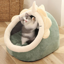 Cargar imagen en el visor de la galería, Cosy CutieCub Cat House
